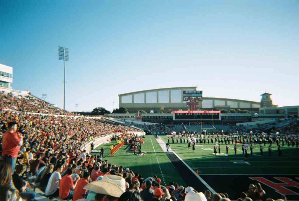 Jones AT&T Stadium: Texas Tech Football Gameday Tips and More! 5 Jones AT&T Stadium: Texas Tech Football Gameday Guide Photo Credit: Wikipedia