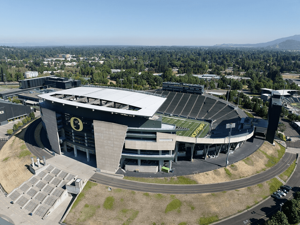 Autzen Stadium Insider Tips Photo Credit: ljk12010 wikipedia