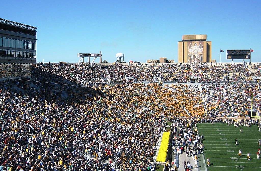 The Ultimate Travel Guide To Legendary Notre Dame Stadium Photo Credit Fuhreeus Wikipedia