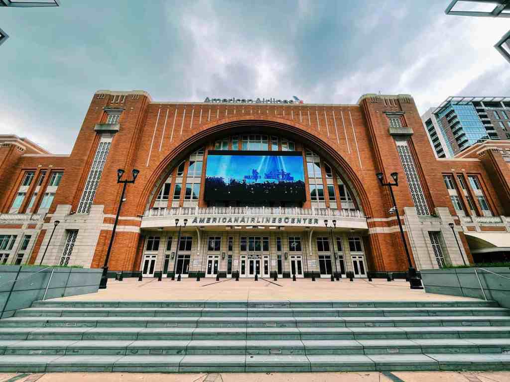 American Airlines Center In Dallas: The Ultimate Guide 9 The Essential Guide to the American Airlines Center In Dallas Photo Credit: Drew Mentzer