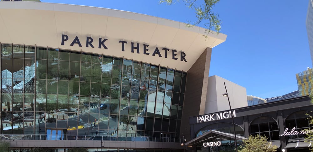 T-Mobile Arena in Las Vegas: The Ultimate Guide Photo Credit: Itsbydesign wikipedia