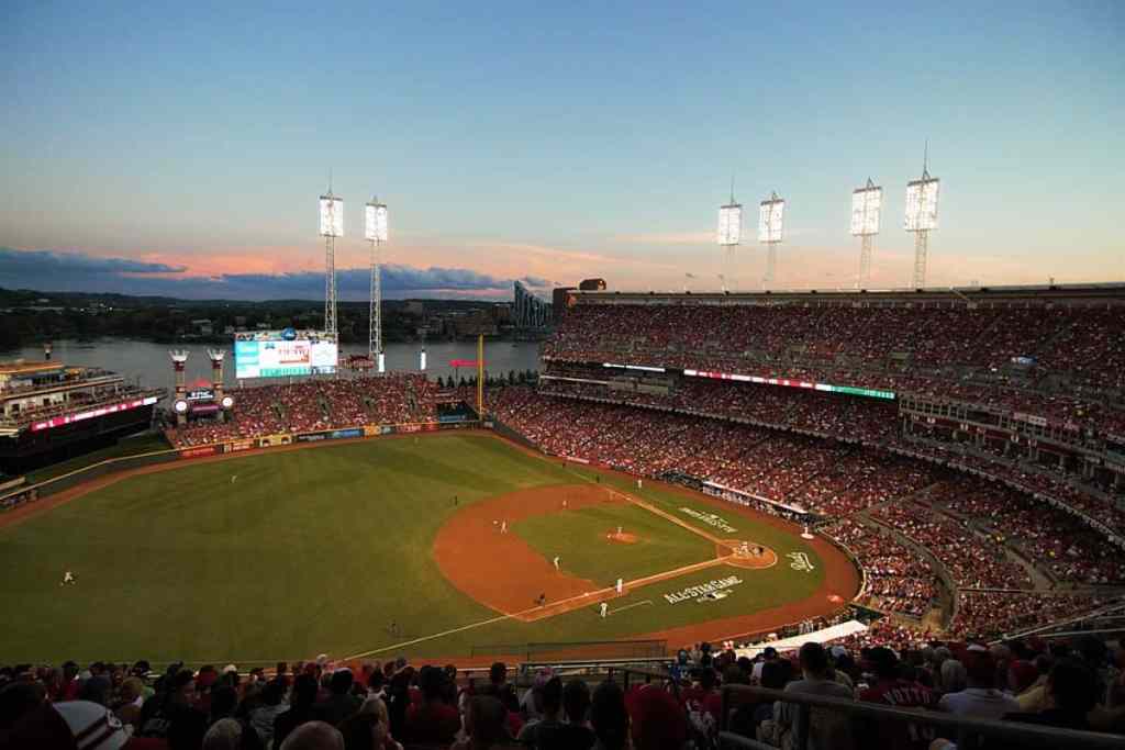 Great American Ballpark: The Cincinnati Reds Gameday Guide Photo Credit: Laslovarga Wikipedia