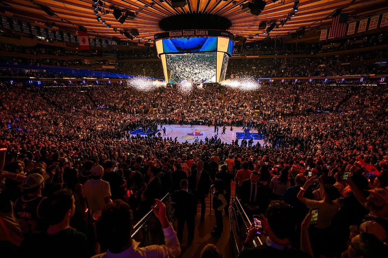 Madison Square Garden: Seating, Capacity and Tips.