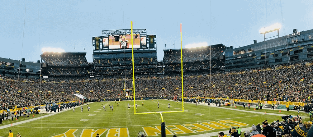 Lambeau Field: Best Seats, Capacity, Tours and Gameday Tips.
