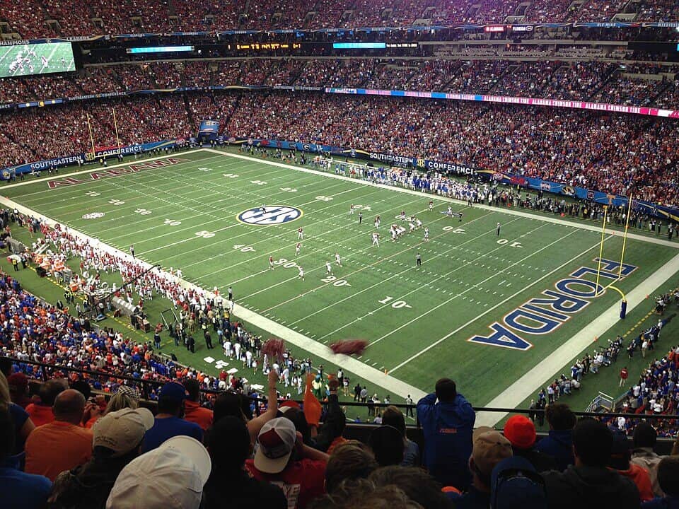 December 2026: Bowl Season, CFP First Round and the MLB Lockout Deadline
